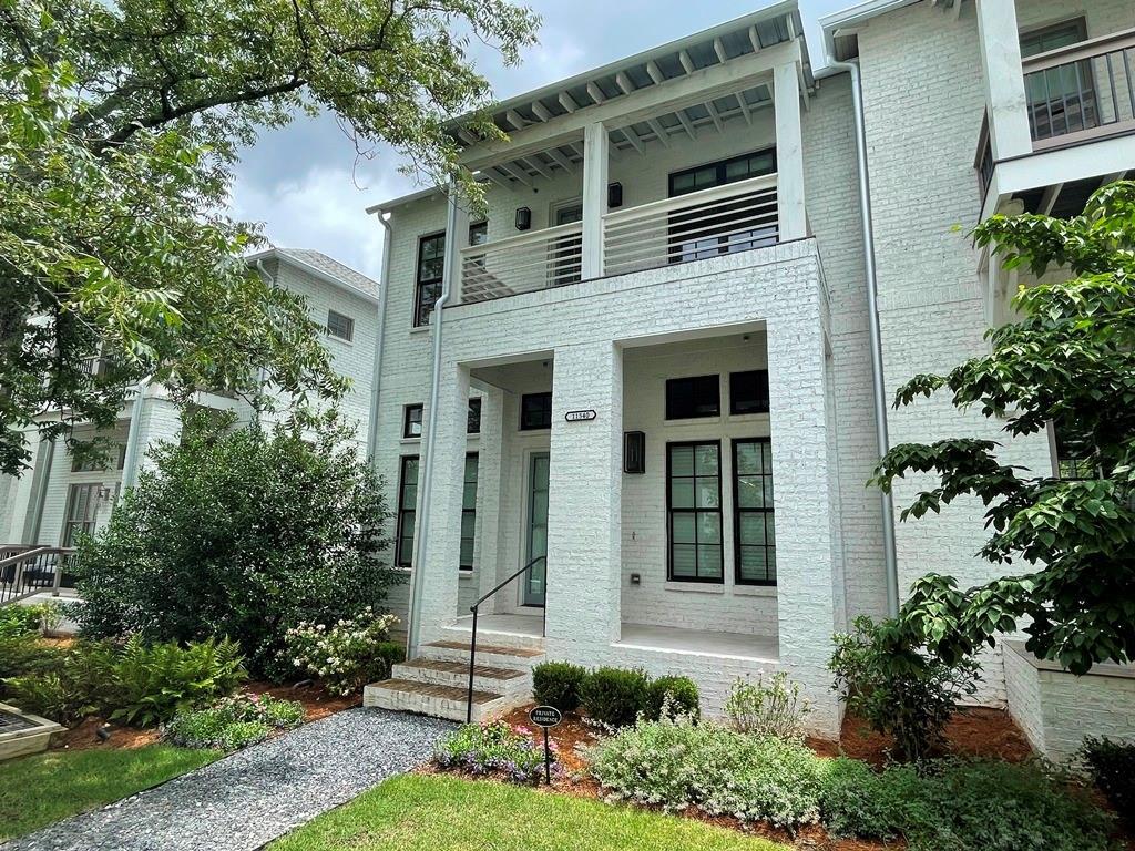 Primary Photo - 11540 Folia Cir