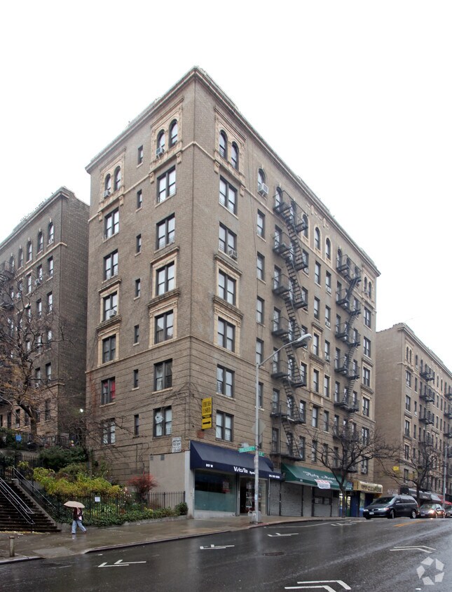 91-103 Pinehurst Avenue - 815-819 W 181st St