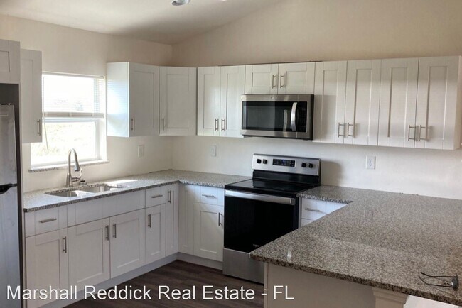 Building Photo - 4 br, 2 bath House - 9031 S. Indio Circle
