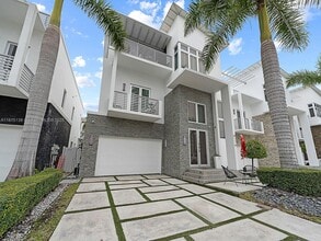 Building Photo - 8271 NW 34th St
