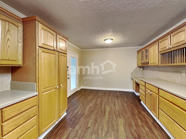 Foto del edificio - 1293 Cinnamon Dr