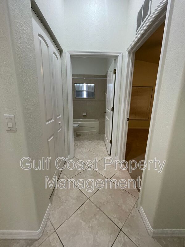 Foto del edificio - 3718 Albacete Cir