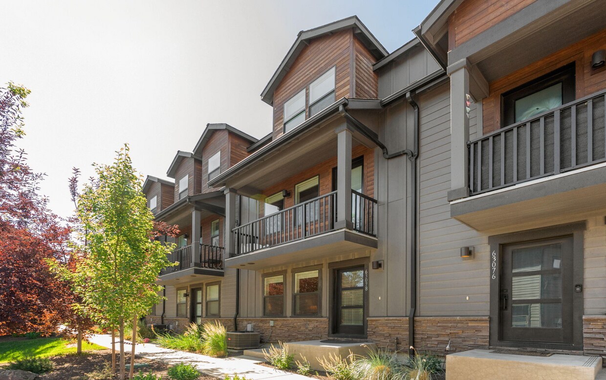Foto principal - 63104 Sophwith Ln