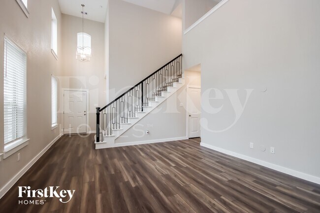 Foto del edificio - 16411 Little Pine Creek Dr