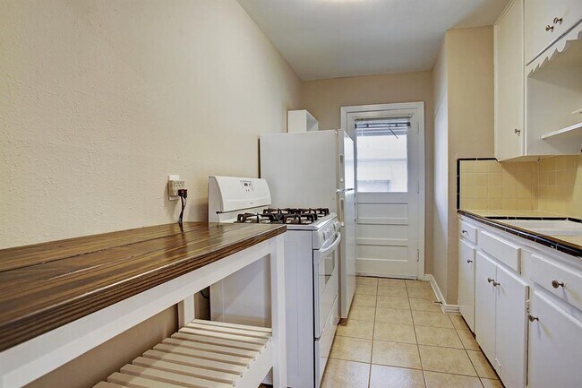 Foto del edificio - 2316 Hazard St