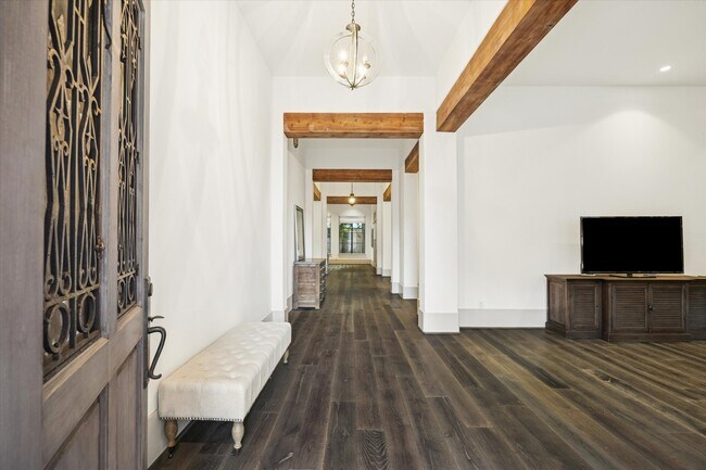 Foto del edificio - 5353 Lampasas St