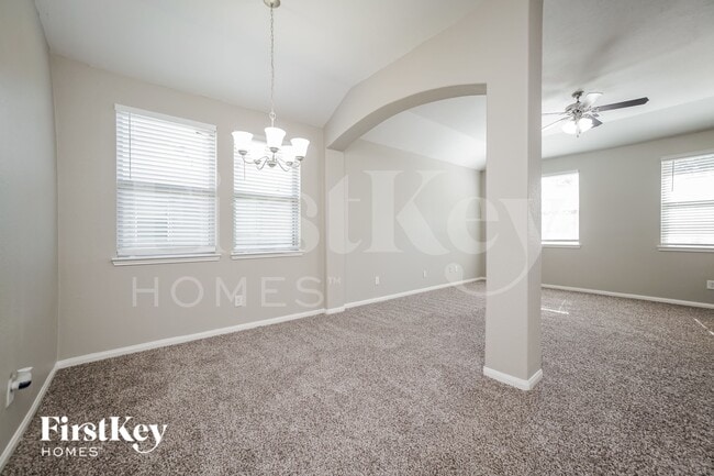 Building Photo - 1625 Rd 5102