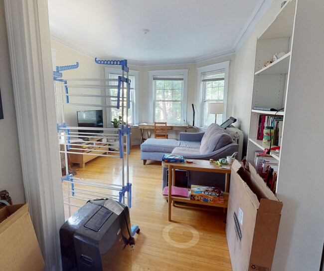 Foto del edificio - 3.0 bedroom in Cambridge Massachusetts 02140