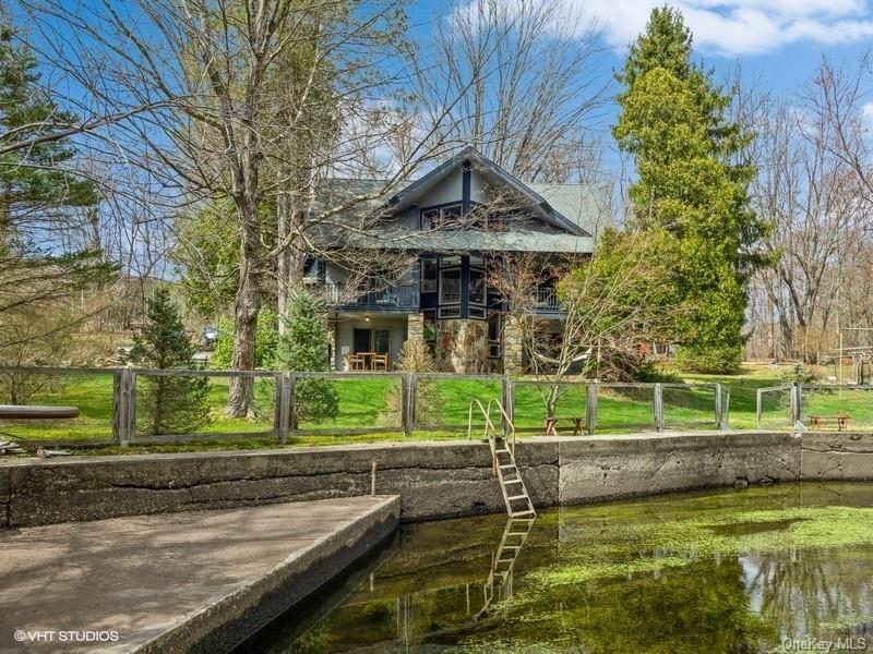 Primary Photo - 260 Canopus Hollow Rd
