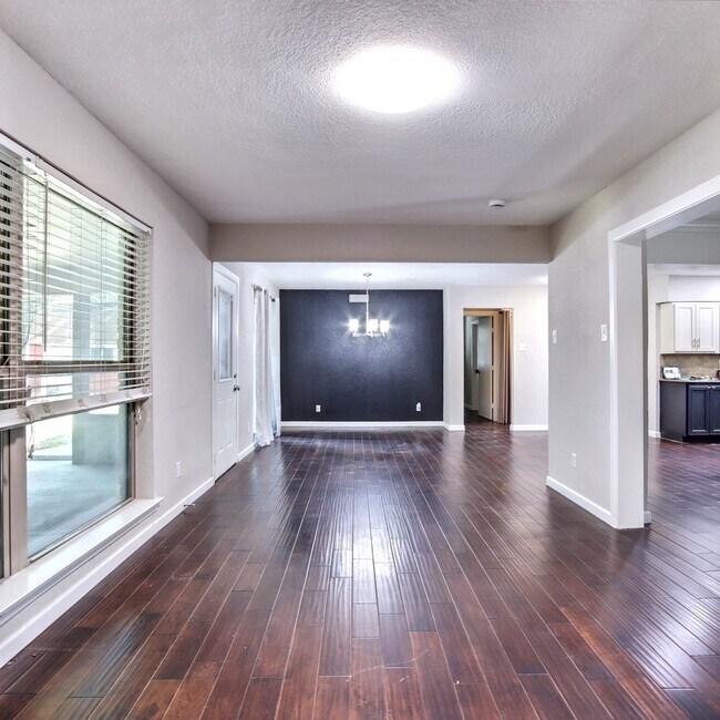 Foto del edificio - 1520 Sunnybrook Dr