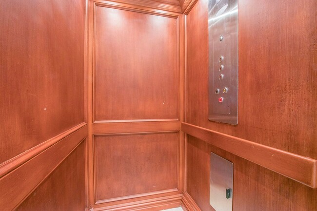 Foto del edificio - 203 Heights Ln
