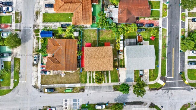 Foto del edificio - 508 SW 113th Ave