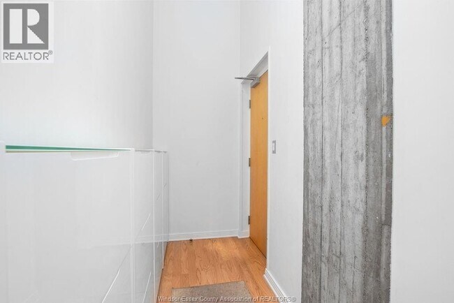 Photo du bâtiment - 2175 Wyandotte St E