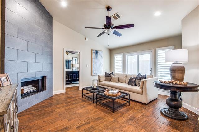 Foto del edificio - 4305 Thames Ct