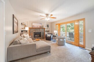 Building Photo - 10283 White Fir Rd