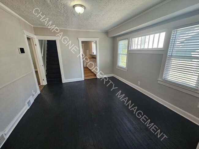 Building Photo - Updated Single Family Home