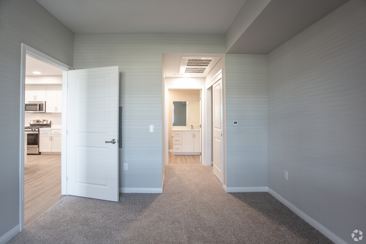 Azure Apartments 703 E Meehan St Santa Maria, CA 93454