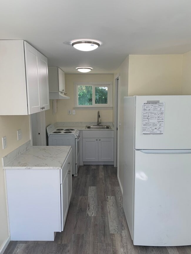 Building Photo - North Gate - Cozy 1 bed/ 1 bath house on quiet street with a huge back yard!