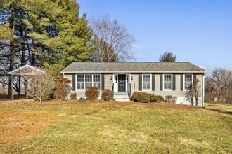 Building Photo - 10486 Lord Fairfax Hwy