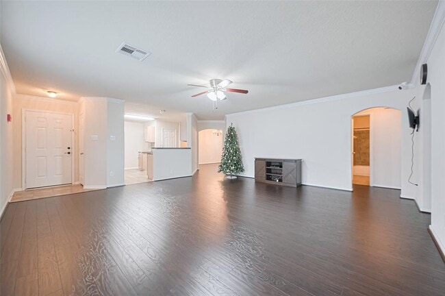 Building Photo - 3138 Apple Dale Dr