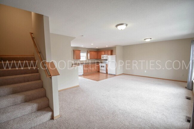 Foto del edificio - 2 Bedroom, 2.5 Bathroom Townhome with two ...