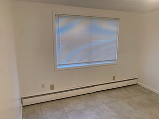 Building Photo - 312 4th Ter