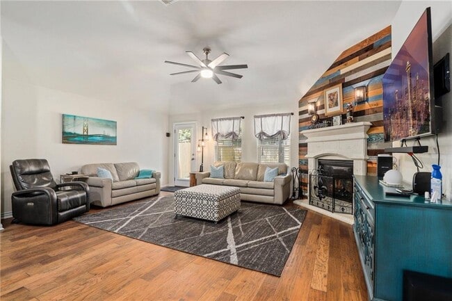 Foto del edificio - 4130 Kingsley Ave