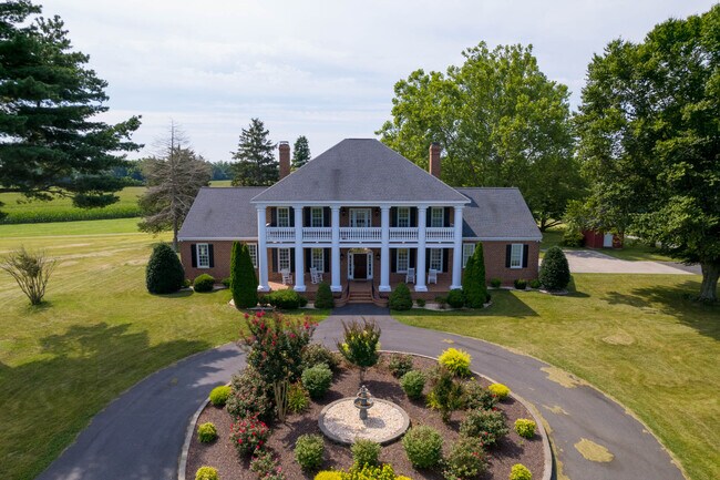 Building Photo - 5695 Mt Landing Rd