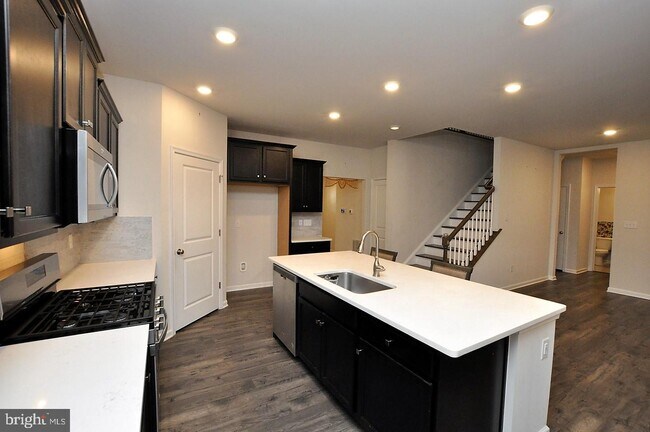 Foto del edificio - 1 Westmont Dr