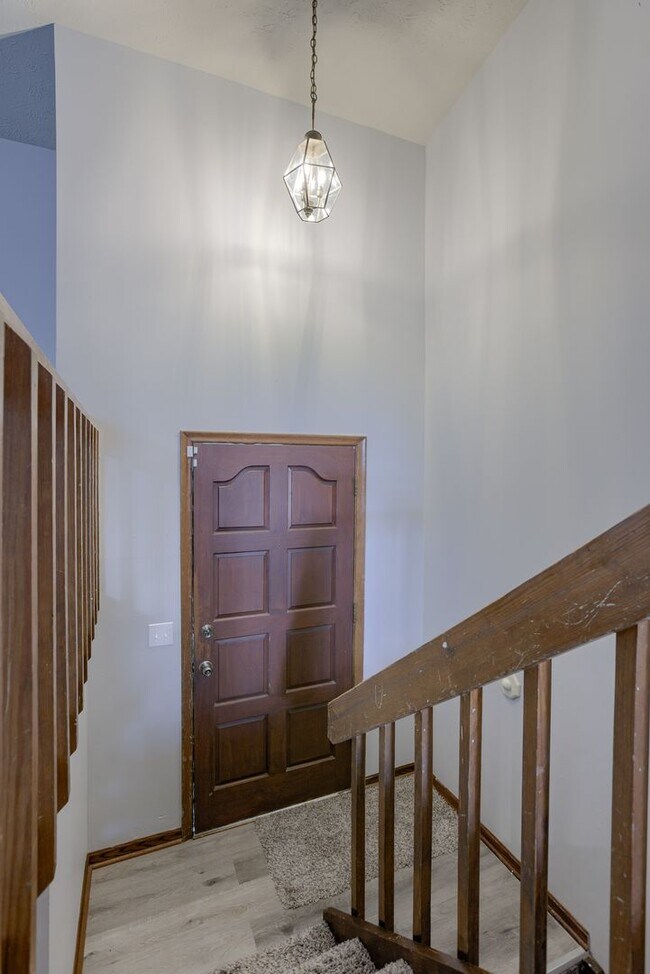 Foto del edificio - 3 Bedroom Bellevue Home!!