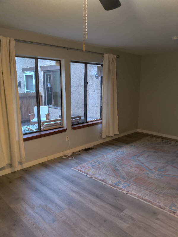 Foto del edificio - 4016 Perry St