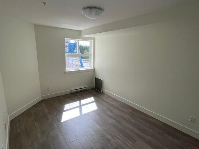 Building Photo - 30515 Cardinal Av