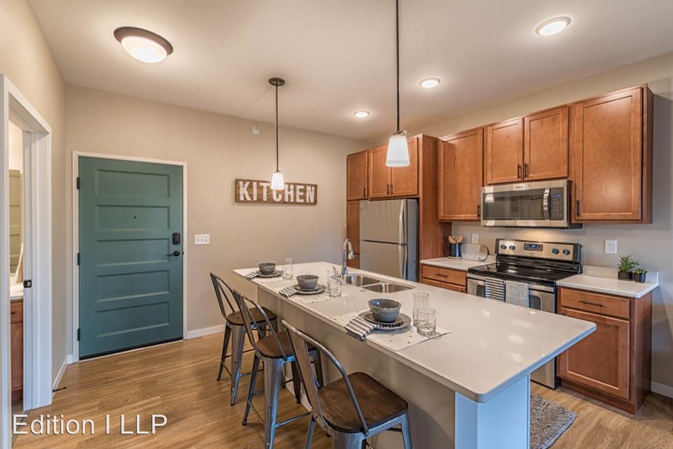 Foto principal - 4839 38th St S