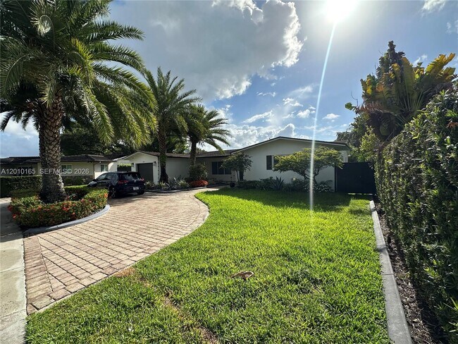 Foto del edificio - 9275 SW 67th St