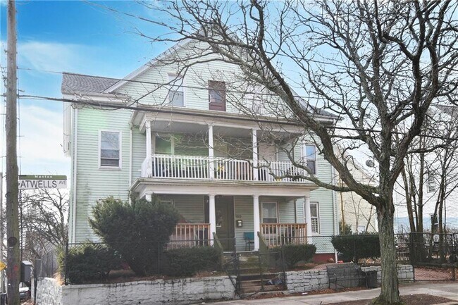 Foto del edificio - 910 Atwells Ave