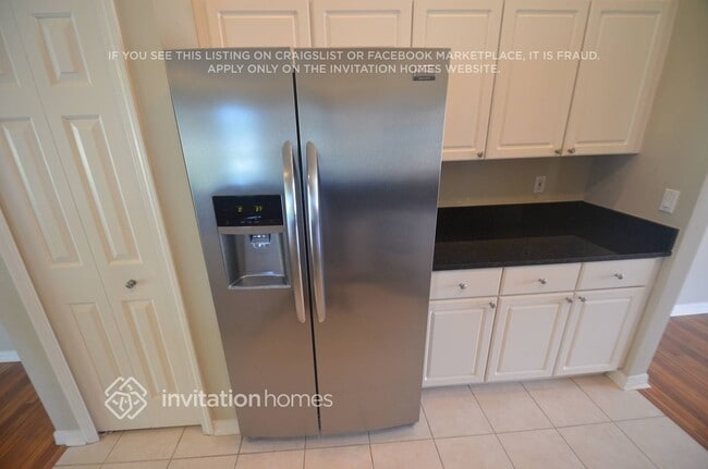 Foto del edificio - 6644 Rock Bridge Ln