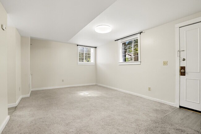 Foto del edificio - City Park - 1 Bedroom / 1 Bath - Washer & ...