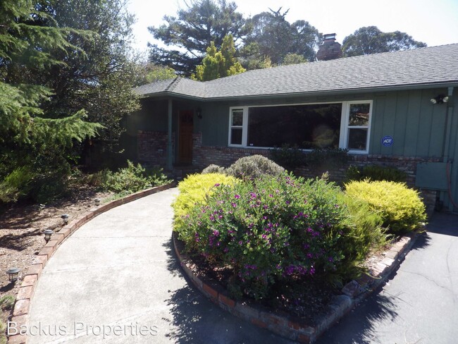 Building Photo - 3 br, 2 bath House - 2997 Lasuen Dr.