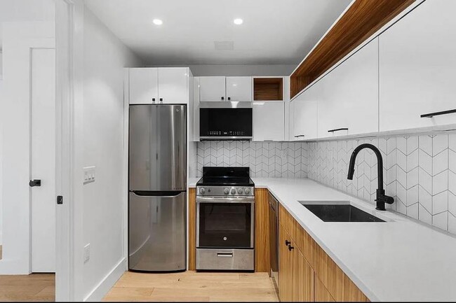 Building Photo - 1 bedroom in New York NY 10027