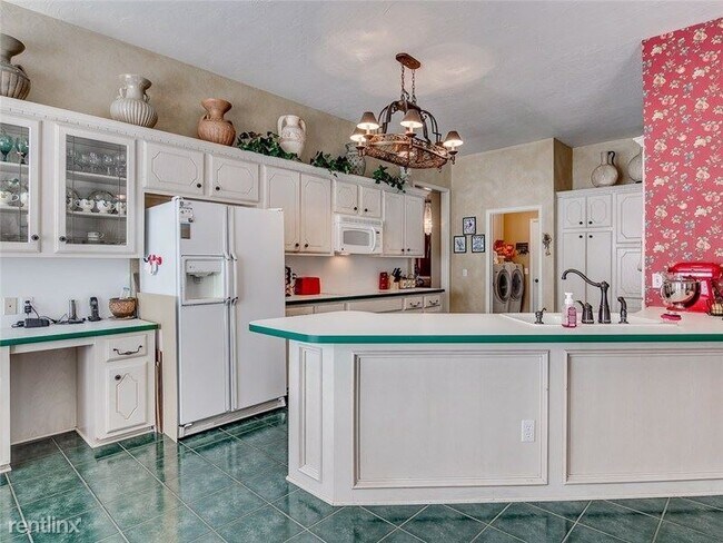 Building Photo - 4 br, 2 bath House - 11864 SW 3rd Terrace