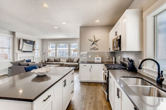 Foto del edificio - 4 br, 2.5 bath House - 16873 SW Friendly Lane