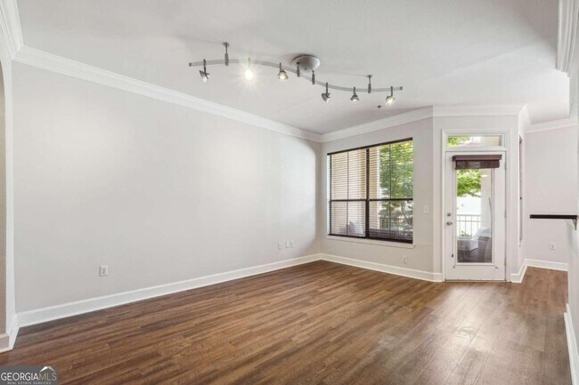 Building Photo - 3777 Peachtree Rd NE