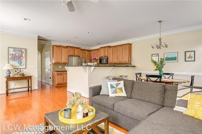 Building Photo - 2 br, 2.5 bath House - 4830 Sterling Brook...