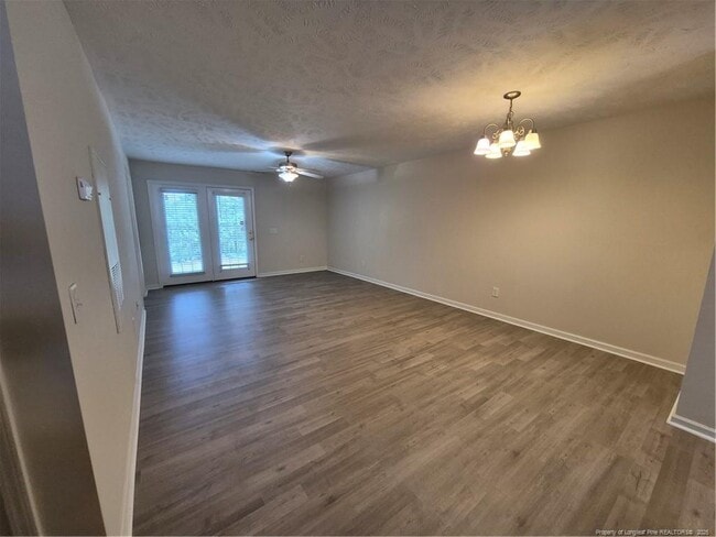 Building Photo - 141 Wading Creek Ln