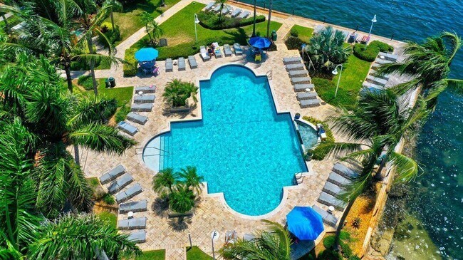 Foto del edificio - 103 Yacht Club Way
