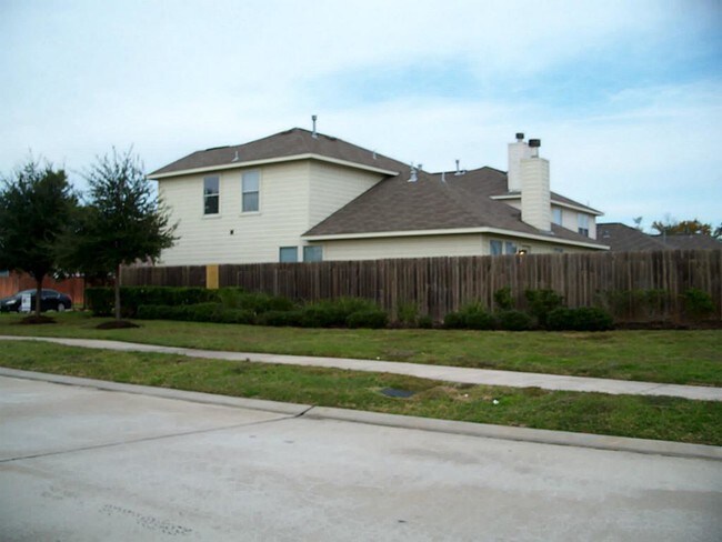 Foto del edificio - 14102 Kinsbourne Ln