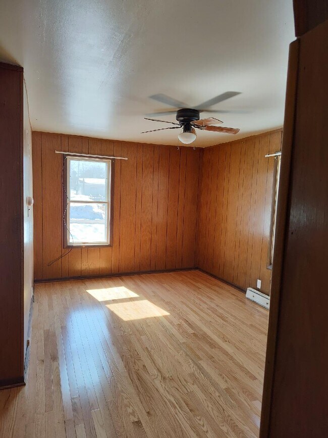 Living Room - 200 W Mill St