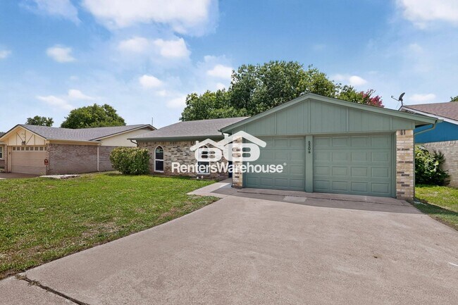 Building Photo - 5306 Vincennes Ct