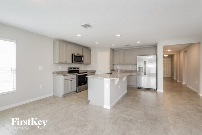 Building Photo - 135 Southern Breeze Loop
