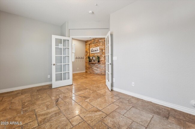 Building Photo - 7351 W Palo Brea Ln